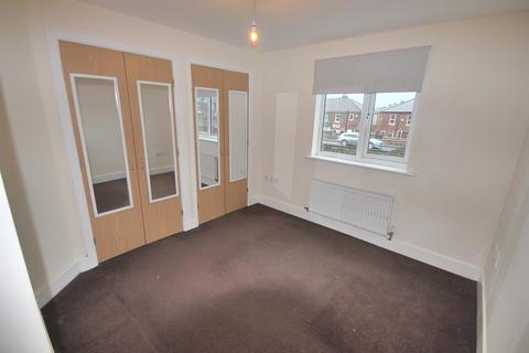 undefined, Brentwood Grove, Leigh
