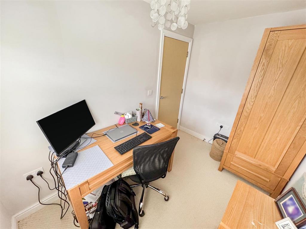 Thumbnail image5.jpg