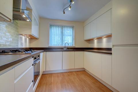 2 bedroom flat to rent, Carleton Mill, Carleton, BD23