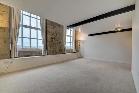 2 bedroom flat to rent, Carleton Mill, Carleton, BD23