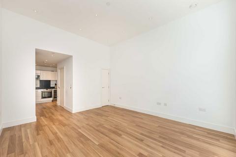 Studio for sale, Queensland Road, London N7