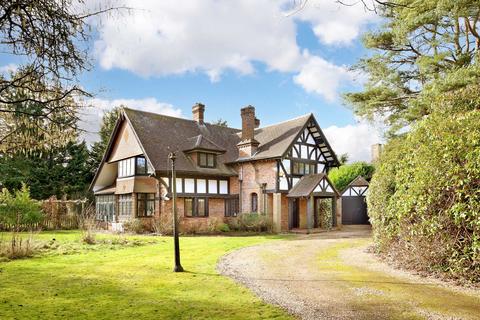 5 bedroom detached house for sale, Copperkins Lane, Amersham