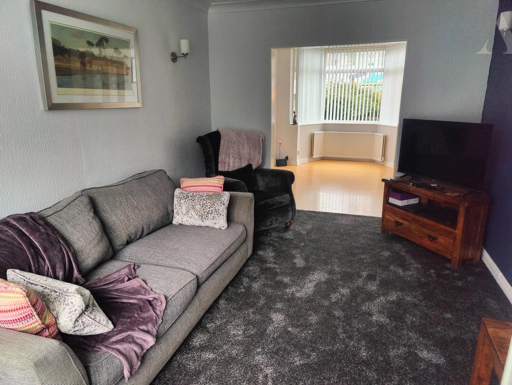 32 Ermington Road Front lounge x 2