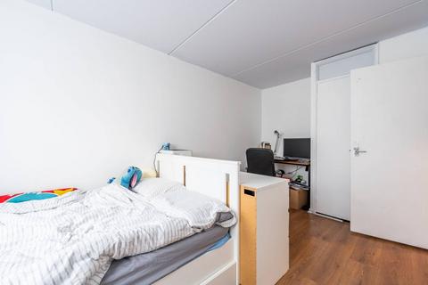 Flat 17, Dellafield Pooles Park, London, N4 3PQ