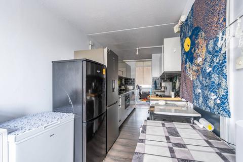 Flat 17, Dellafield Pooles Park, London, N4 3PQ