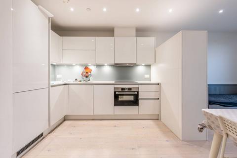 1 bedroom flat for sale, City North Place, Islington, N4