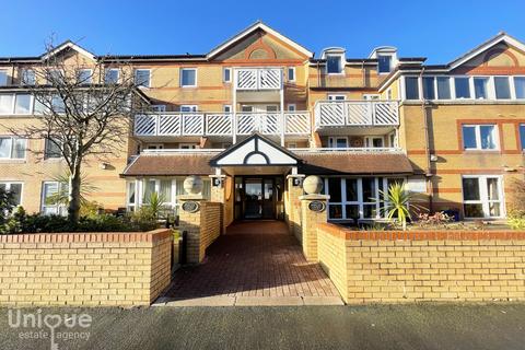 2 bedroom retirement property for sale, Poplar Court, Kings Road, Lytham St. Annes, FY8