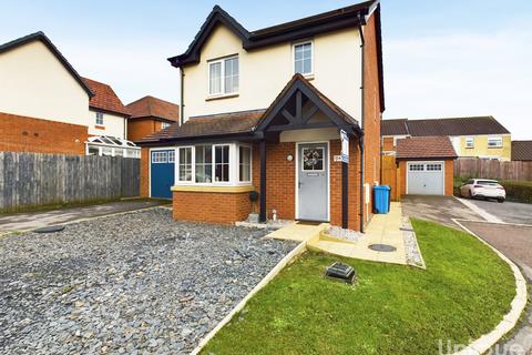 3 bedroom detached house for sale, Oakwood Drive, Wesham PR4