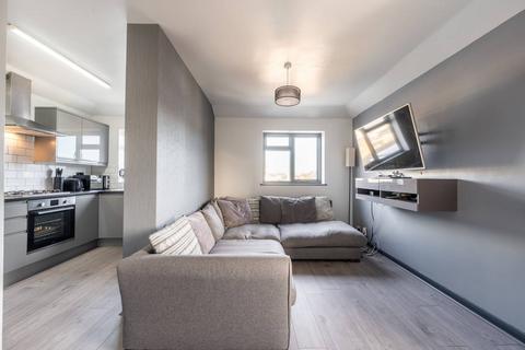 10a Perimeade Road, Perivale, Greenford, UB6 7AS