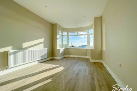 4 bedroom detached house to rent, Southbourne Overcliffe Drive, Southbourne, Bournemouth