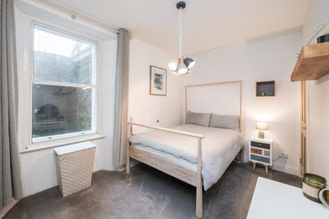 1 bedroom flat for sale, 20a Royal Crescent, New Town, Edinburgh, EH3