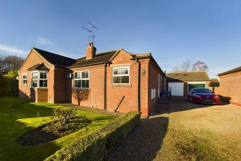 2 bedroom semi-detached bungalow for sale, Meadow Road, Driffield, YO25 5NL