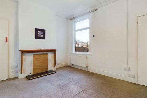 2 bedroom terraced house to rent, 95 Katherine Road