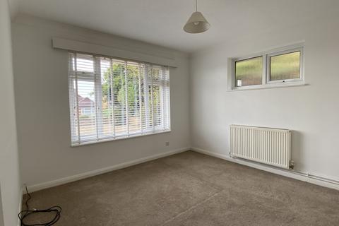 3 bedroom bungalow to rent, Cleveland, Grove Green Lane, Weavering Street, Maidstone, Kent, ME14 5JW