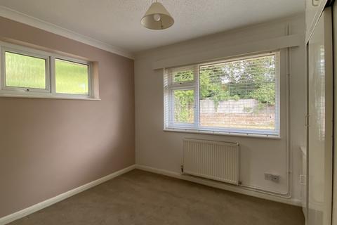 3 bedroom bungalow to rent, Cleveland, Grove Green Lane, Weavering Street, Maidstone, Kent, ME14 5JW