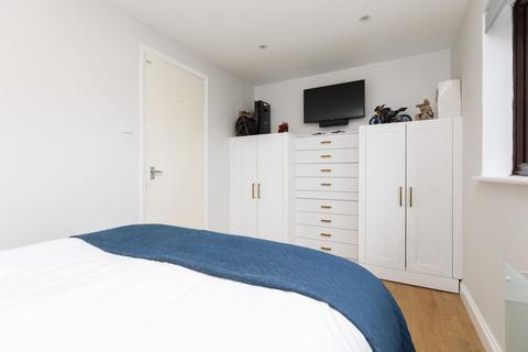 7 Chennells Close, Hitchin, SG4 0EA