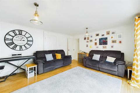 3 bedroom terraced house for sale, Woolford Way, Basingstoke, Hampshire, RG23