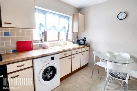 3 bedroom semi-detached house for sale, Buxton Road, Athersley