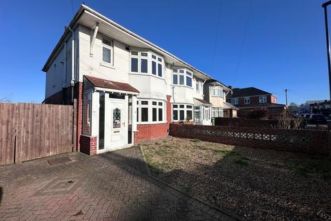 3 bedroom semi-detached house to rent, Stanton Road, Southampton