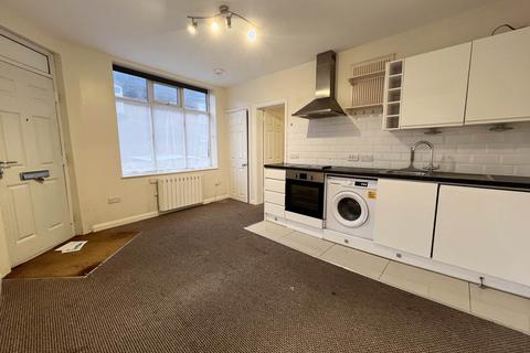 1 bedroom flat to rent, Hibbert Street, Luton LU1