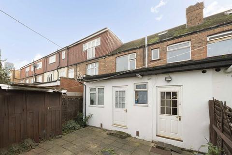 3 bedroom house for sale, Western Avenue, London W3