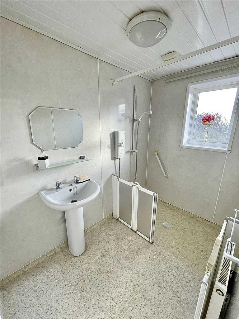 Wet room/w.c.