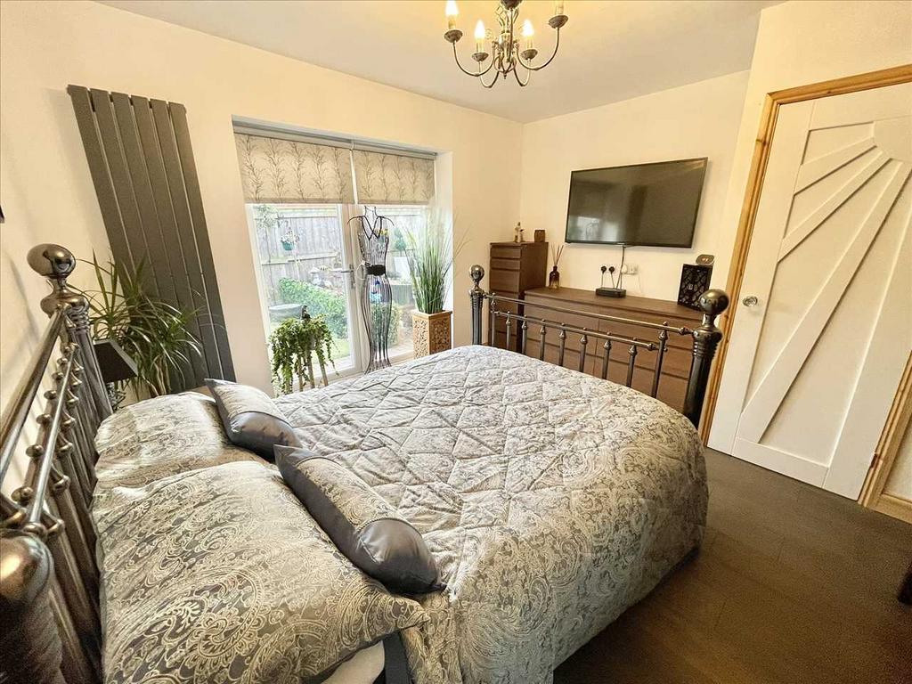 Bedroom no. 1