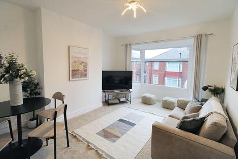 2 bedroom flat for sale, Lynn Road, Wallsend, Newcastle Upon Tyne, Tyne and Wear, NE28 8QA