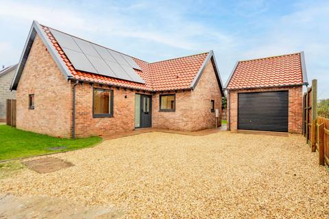 6 Blenheim Drive, Swanton Morley, Dereham, NR20 4TF