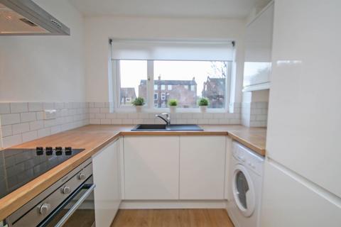 1 bedroom apartment to rent, Cavendish Road, Urmston, Manchester, M41