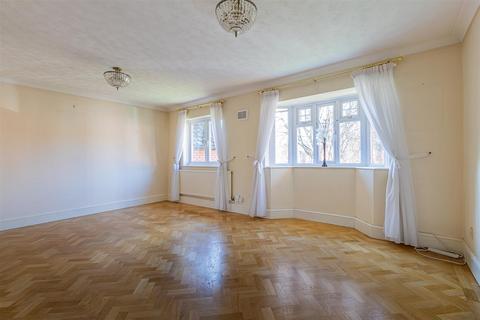 2 bedroom apartment for sale, Waterloo Road, Cardiff CF23