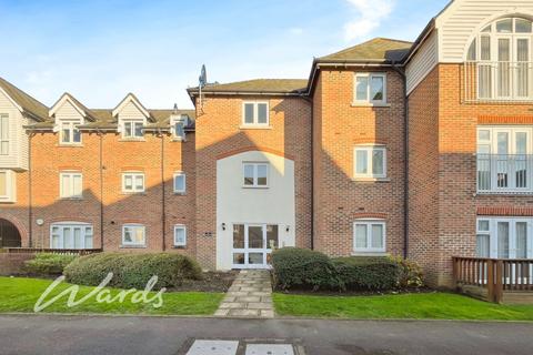 2 bedroom apartment to rent, The Lakes Larkfield ME20