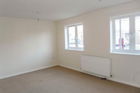 2 bedroom flat to rent, Heath End Road, Nuneaton