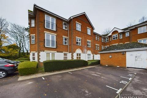 1 bedroom apartment for sale, Regent Court, Basingstoke RG21