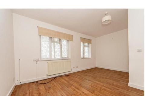 3 bedroom maisonette for sale, St. Albans Road, Watford, Hertfordshire, WD24