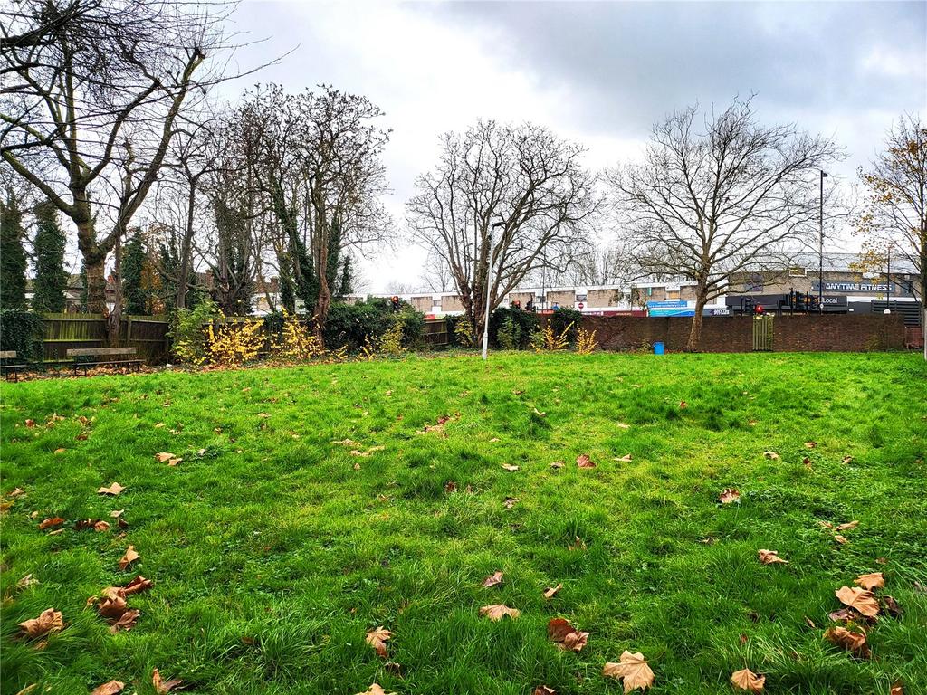 Communal Garden Rear