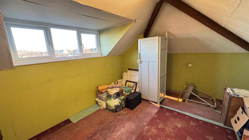 Attic 2.jpg