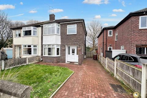 3 bedroom semi-detached house to rent, Barnswick Close, Pontefract WF8