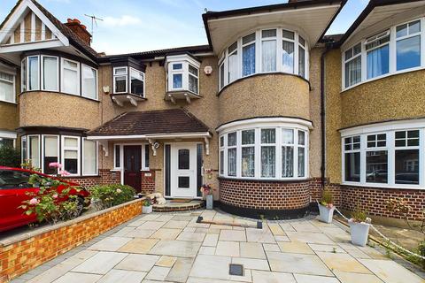 3 bedroom terraced house for sale, Dartmouth Road, Ruislip HA4