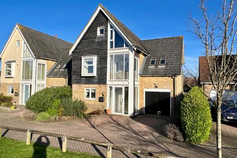 5 bedroom detached house for sale, Paxton Avenue, Hawkinge