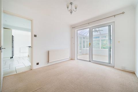 4 bedroom detached house to rent, Springdale, Wokingham RG40