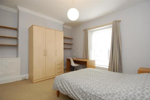 5 bedroom flat to rent, Clifton Place, Plymouth PL4