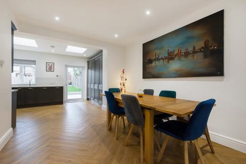 157 The Green, Welling, DA16 2PB