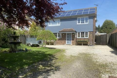 5 bedroom detached house for sale, Upton Road, Chichester