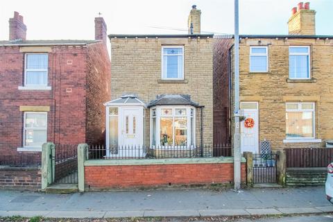 3 bedroom detached house for sale, Dewsbury Road, Ossett WF5