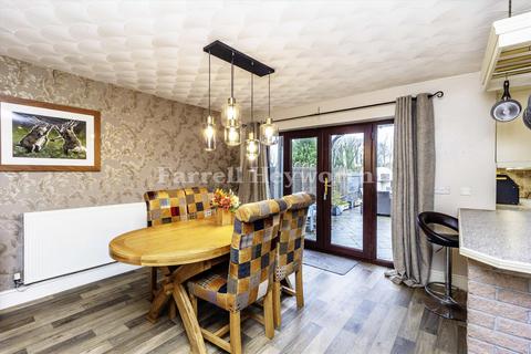 8 Hall Garth, Barrow-in-furness, LA13 0QT