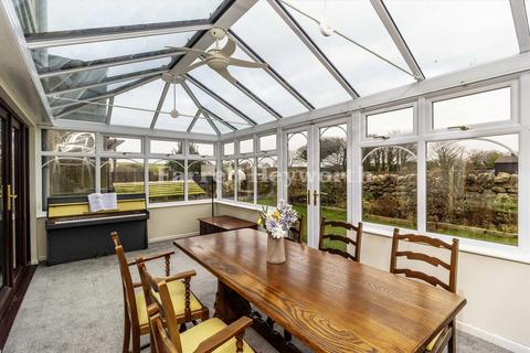 8 Hall Garth, Barrow-in-furness, LA13 0QT
