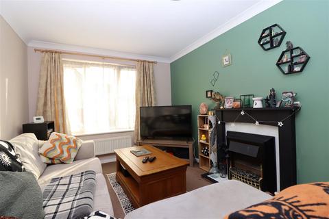 2 bedroom flat for sale, Westaway Heights, Barnstaple