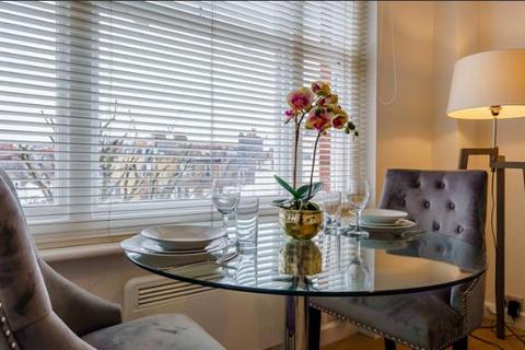 Property to rent, Hill Street, London W1J