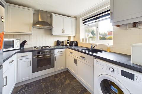 43 Claygate, Nottingham, NG3 6JX